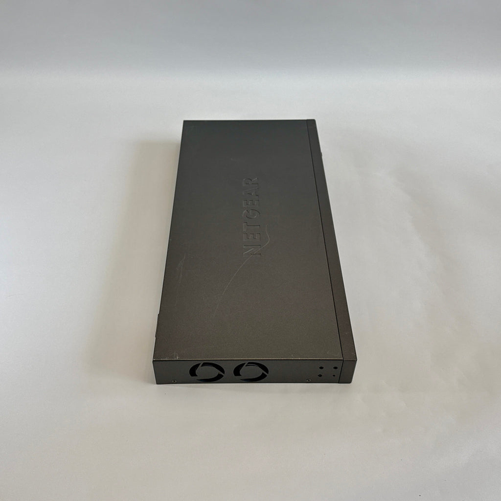 NETGEAR ProSAFE XS716T 16-Port 10G Smart Managed Switch with 2 Shared SFP+ Ports right